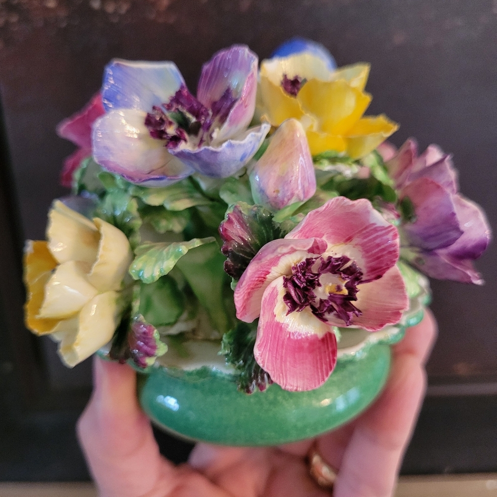 Vintage Crown Staffordshire Bone China Colorful Floral Bouquet ~ Pretty w/ FLAWS - Picture 11 of 16